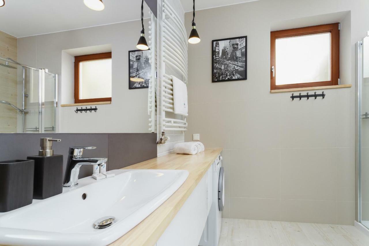 Apartments Harmonica Trynitarska By Noclegi Renters Krakow Ngoại thất bức ảnh